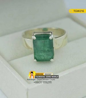 Colombian Emerald (Panna Pathor) Silver Ring Price 36,000 TK in Bangladesh https://www.tajmahalgemsworld.com/